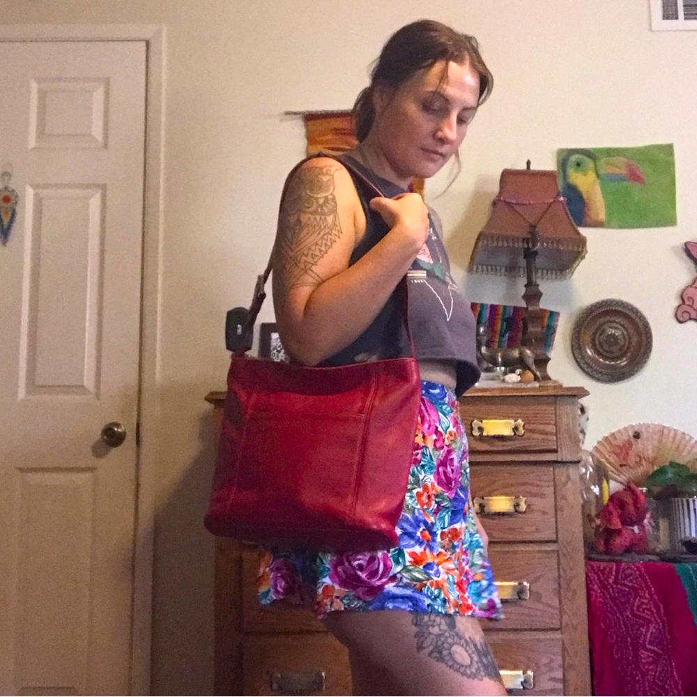 Vintage Cherry Red Coach Purse - Picture 9 of 16